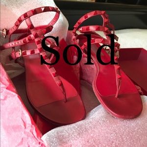 Rockstud sandals ♥️